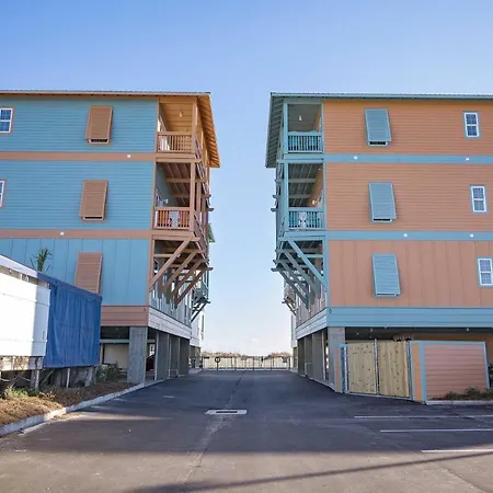 Breezyville Northwest Sky 7Br Lockout