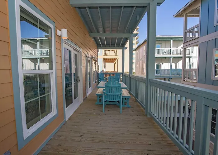 Holiday home Breezyville Northwest Sky 7br Lockout *
